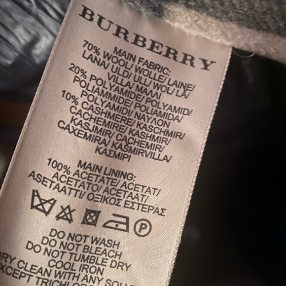 BURBERRY TRENCH COAT - Picture 7 of 8